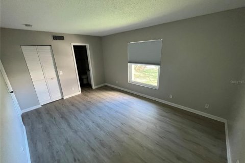 Condominio en alquiler en Saint Petersburg, Florida, 2 dormitorios, 82.68 m2 № 1833609 - foto 14