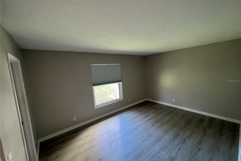Condominio en alquiler en Saint Petersburg, Florida, 2 dormitorios, 82.68 m2 № 1833609 - foto 13