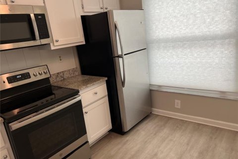 Condominio en alquiler en Saint Petersburg, Florida, 2 dormitorios, 82.68 m2 № 1833609 - foto 29
