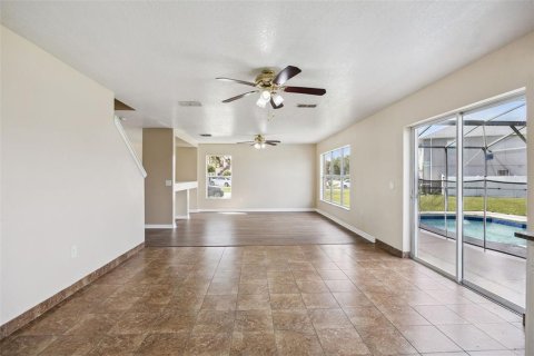 House in Kissimmee, Florida 4 bedrooms, 221.76 sq.m. № 2391530 - photo 23