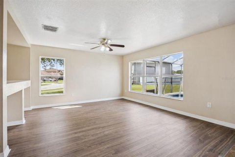 House in Kissimmee, Florida 4 bedrooms, 221.76 sq.m. № 2391530 - photo 19