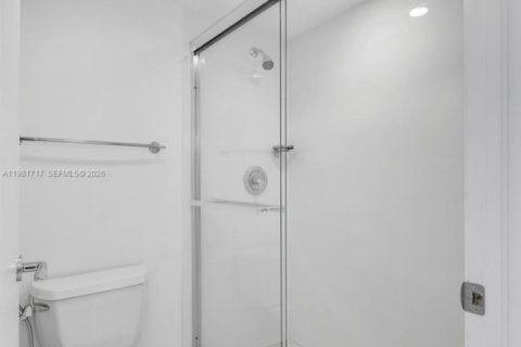 Copropriété à vendre à Aventura, Floride: 2 chambres, 95.04 m2 № 2048151 - photo 23