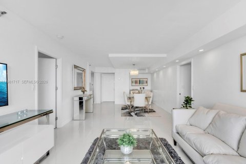 Copropriété à vendre à Aventura, Floride: 2 chambres, 95.04 m2 № 2048151 - photo 8