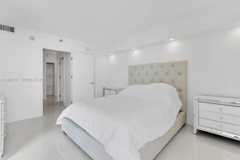 Copropriété à vendre à Aventura, Floride: 2 chambres, 95.04 m2 № 2048151 - photo 20