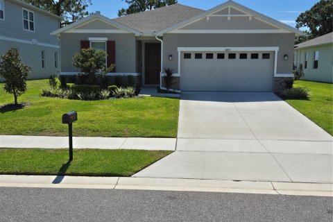 House in Clermont, Florida 4 bedrooms, 192.77 sq.m. № 1870144 - photo 1