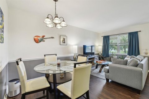 Condominio en venta en Saint Petersburg, Florida, 1 dormitorio, 57.6 m2 № 1597891 - foto 10