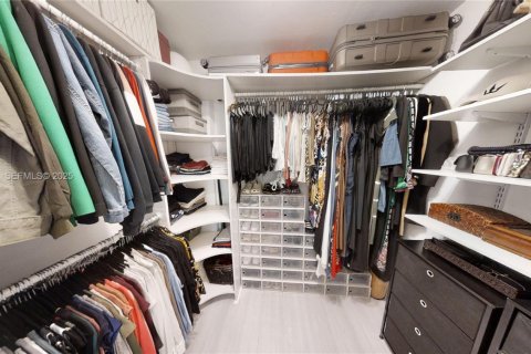 Copropriété à louer à Miami Beach, Floride: 47.38 m2 № 1988562 - photo 8