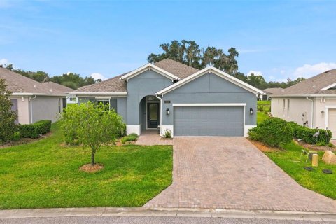 House in Brooksville, Florida 2 bedrooms, 183.57 sq.m. № 2150376