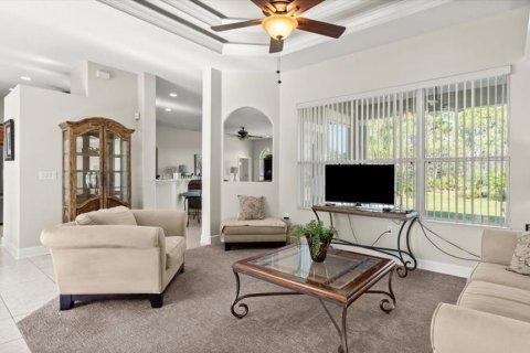Villa ou maison à vendre à Daytona Beach, Floride: 4 chambres, 224.08 m2 № 1551324 - photo 5