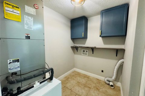 Casa en alquiler en Kissimmee, Florida, 3 dormitorios, 160.35 m2 № 1786295 - foto 15