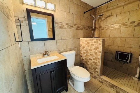 Casa en alquiler en Kissimmee, Florida, 3 dormitorios, 160.35 m2 № 1786295 - foto 13