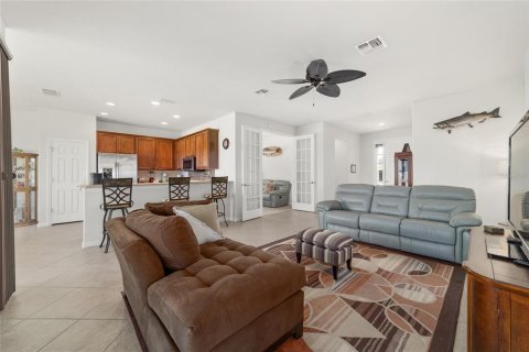 House in Ocala, Florida 2 bedrooms, 148.27 sq.m. № 2195284 - photo 10