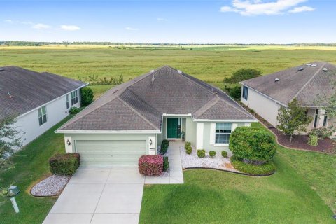 House in Ocala, Florida 2 bedrooms, 148.27 sq.m. № 2195284 - photo 2
