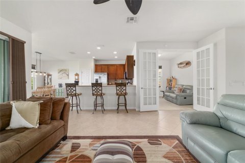 House in Ocala, Florida 2 bedrooms, 148.27 sq.m. № 2195284 - photo 11