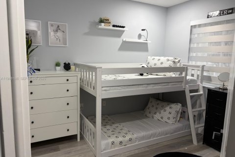 Снять в аренду кондоминиум в Майами, Флорида 3 спальни, 106.84м2, № 2053278 - фото 23