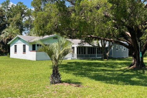 House in Starke, Florida 3 bedrooms, 117.06 sq.m. № 768852 - photo 1