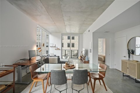 Купить кондоминиум в Майами, Флорида 2 спальни, 68.38м2, № 1969591 - фото 2