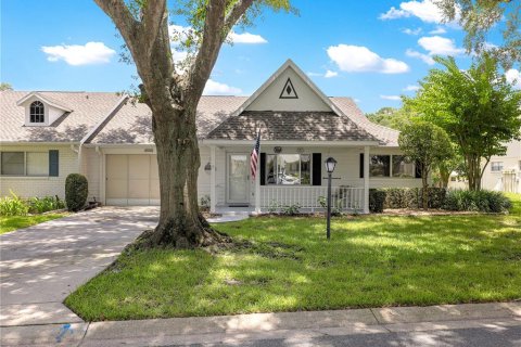 House in Ocala, Florida 2 bedrooms, 127.74 sq.m. № 2216529