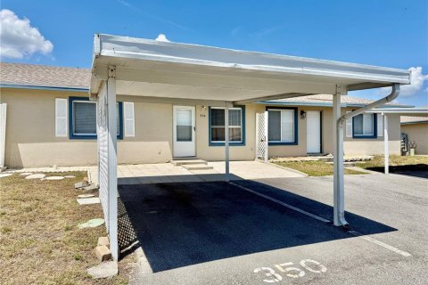 Condo in Winter Haven, Florida, 2 bedrooms  № 2351731