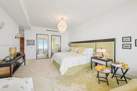 Condominio en venta en Bal Harbour, Florida, 2 dormitorios, 252.79 m2 № 1938678 - foto 22