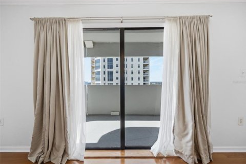 Copropriété à louer à Tampa, Floride: 2 chambres, 122.63 m2 № 2401130 - photo 14