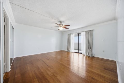 Copropriété à louer à Tampa, Floride: 2 chambres, 122.63 m2 № 2401130 - photo 9