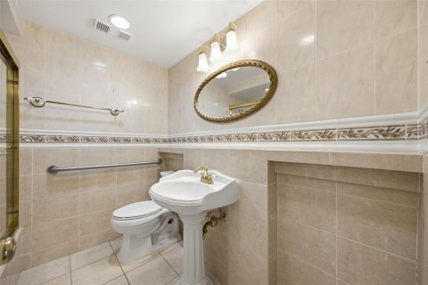 Copropriété à louer à Tampa, Floride: 2 chambres, 122.63 m2 № 2401130 - photo 19