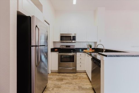Купить кондоминиум в Лутц, Флорида 4 комнаты, 89.28м2, № 1746452 - фото 12
