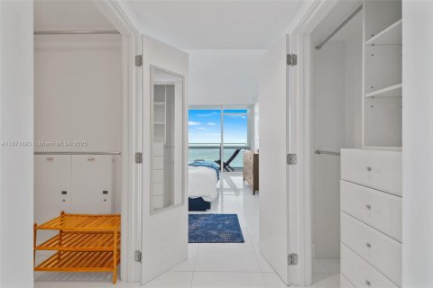 Снять в аренду кондоминиум в Майами-Бич, Флорида 2 спальни, 103.77м2, № 2034526 - фото 20