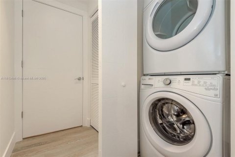 Copropriété à vendre à Aventura, Floride: 1 chambre, 79.43 m2 № 1874409 - photo 30