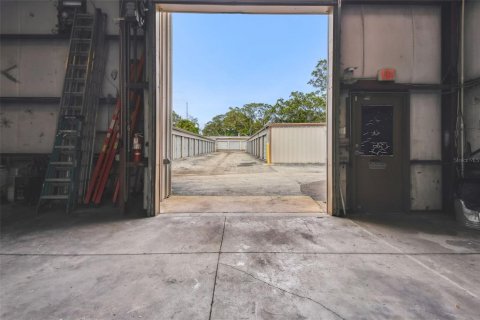 Propiedad comercial en alquiler en Clearwater, Florida, 1018.21 m2 № 1650347 - foto 18
