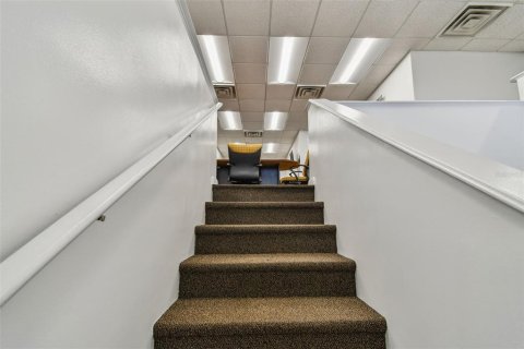 Снять в аренду коммерческую недвижимость в Клируотер, Флорида 1018.21м2, № 1650347 - фото 10