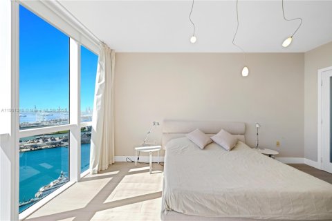 Condo in Miami Beach, Florida, 2 bedrooms  № 1955210 - photo 21
