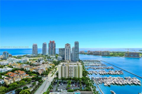 Condo in Miami Beach, Florida, 2 bedrooms  № 1955210 - photo 24