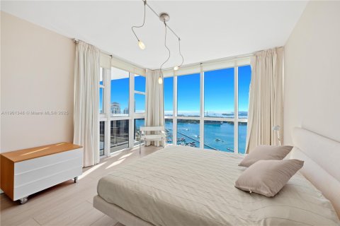 Condo in Miami Beach, Florida, 2 bedrooms  № 1955210 - photo 18