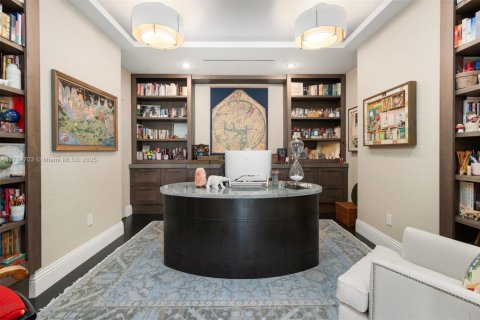 Copropriété à vendre à Miami, Floride: 4 chambres, 503.81 m2 № 2012146 - photo 12