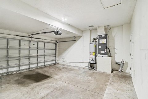 Купить виллу или дом в Клермон, Флорида 6 комнат, 160.54м2, № 2210909 - фото 16