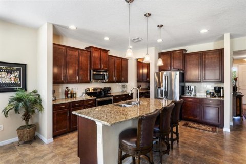 House in Sarasota, Florida 4 bedrooms, 300.54 sq.m. № 1832221 - photo 9