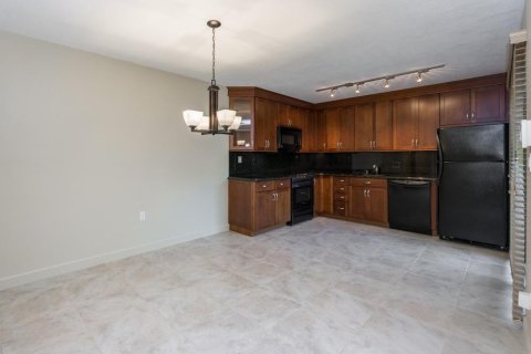 Touwnhouse à louer à Palm Beach Gardens, Floride: 2 chambres, 114.83 m2 № 2413290 - photo 4