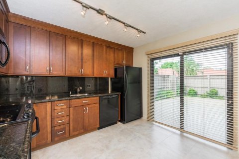 Touwnhouse à louer à Palm Beach Gardens, Floride: 2 chambres, 114.83 m2 № 2413290 - photo 6