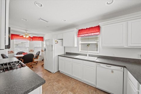 Casa en venta en Lake Wales, Florida, 2 dormitorios, 128.86 m2 № 2225203 - foto 18