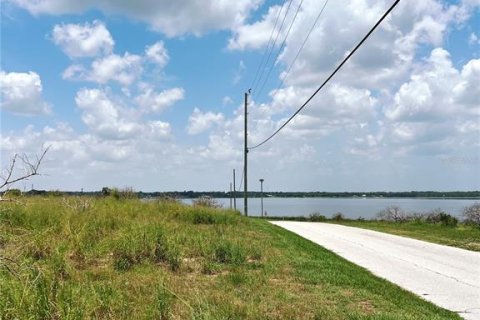 Land in Frostproof, Florida № 1554035 - photo 1