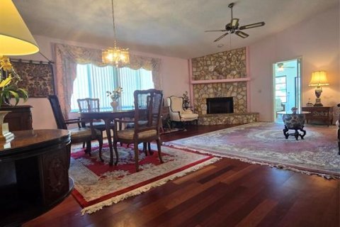 House in New Smyrna Beach, Florida 3 bedrooms, 148.83 sq.m. № 1242764 - photo 3