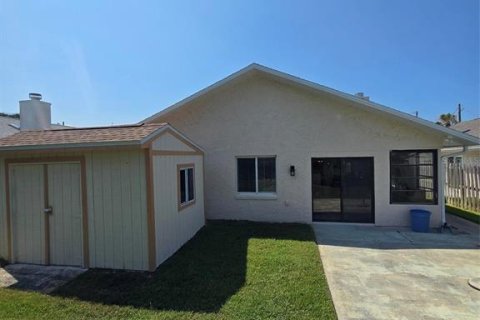 House in New Smyrna Beach, Florida 3 bedrooms, 148.83 sq.m. № 1242764 - photo 18