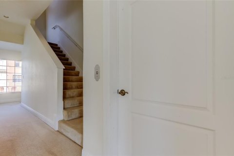 Townhouse in Tarpon Springs, Florida 3 bedrooms, 241.45 sq.m. № 1760288 - photo 10