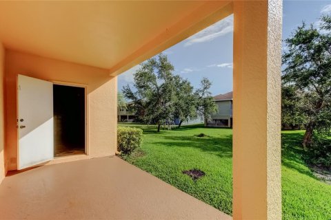 Townhouse in Tarpon Springs, Florida 3 bedrooms, 241.45 sq.m. № 1760288 - photo 6
