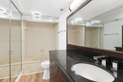 Copropriété à vendre à Pompano Beach, Floride: 1 chambre, 105.91 m2 № 1974602 - photo 8