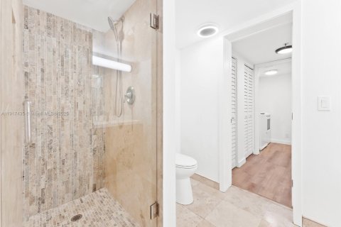 Copropriété à vendre à Pompano Beach, Floride: 1 chambre, 105.91 m2 № 1974602 - photo 6