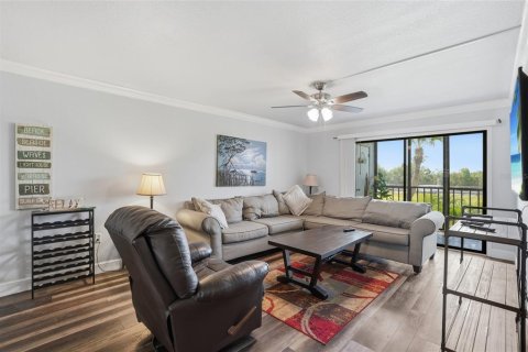 Condo in Port Charlotte, Florida, 2 bedrooms № 2166311 - photo 12