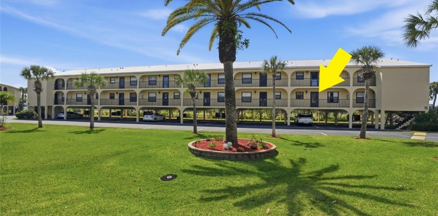 Condo in Port Charlotte, Florida, 2 bedrooms № 2166311